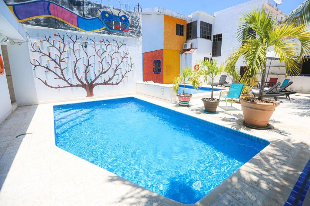 Ikaro Suites Colonial Cancún Exterior foto