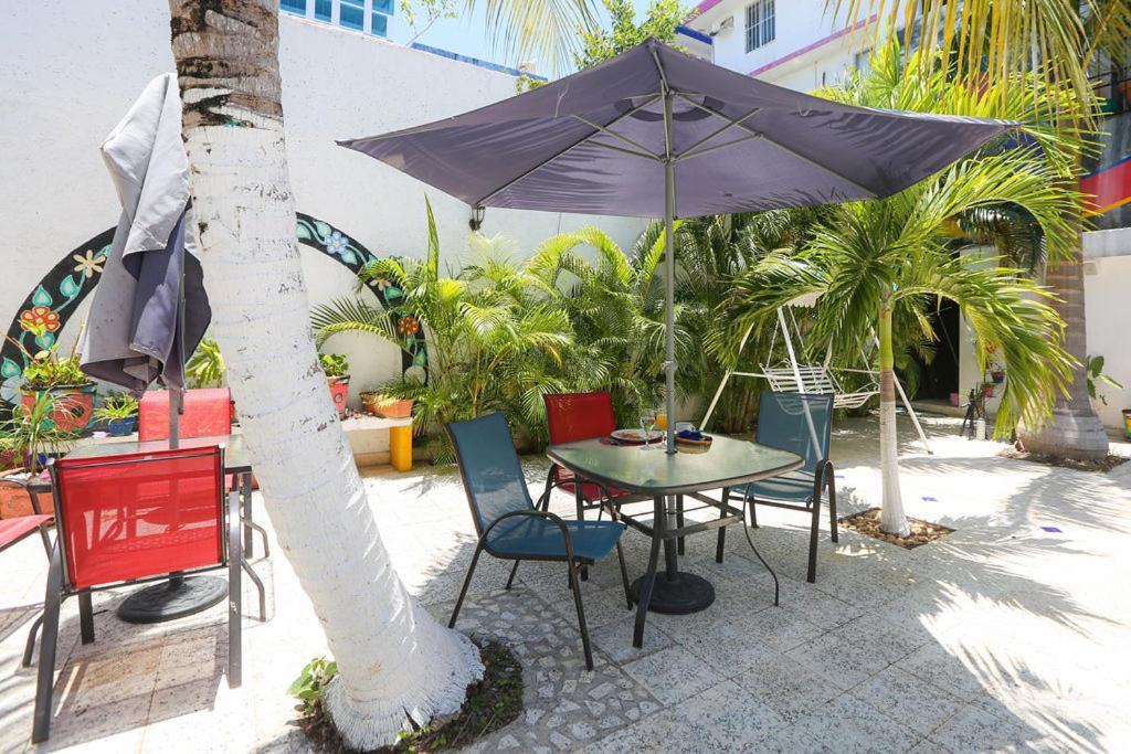 Ikaro Suites Colonial Cancún Exterior foto